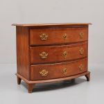1043 6300 CHEST OF DRAWERS